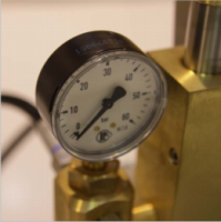 Насос ручной на треноге БМ 0305 для инъектирования